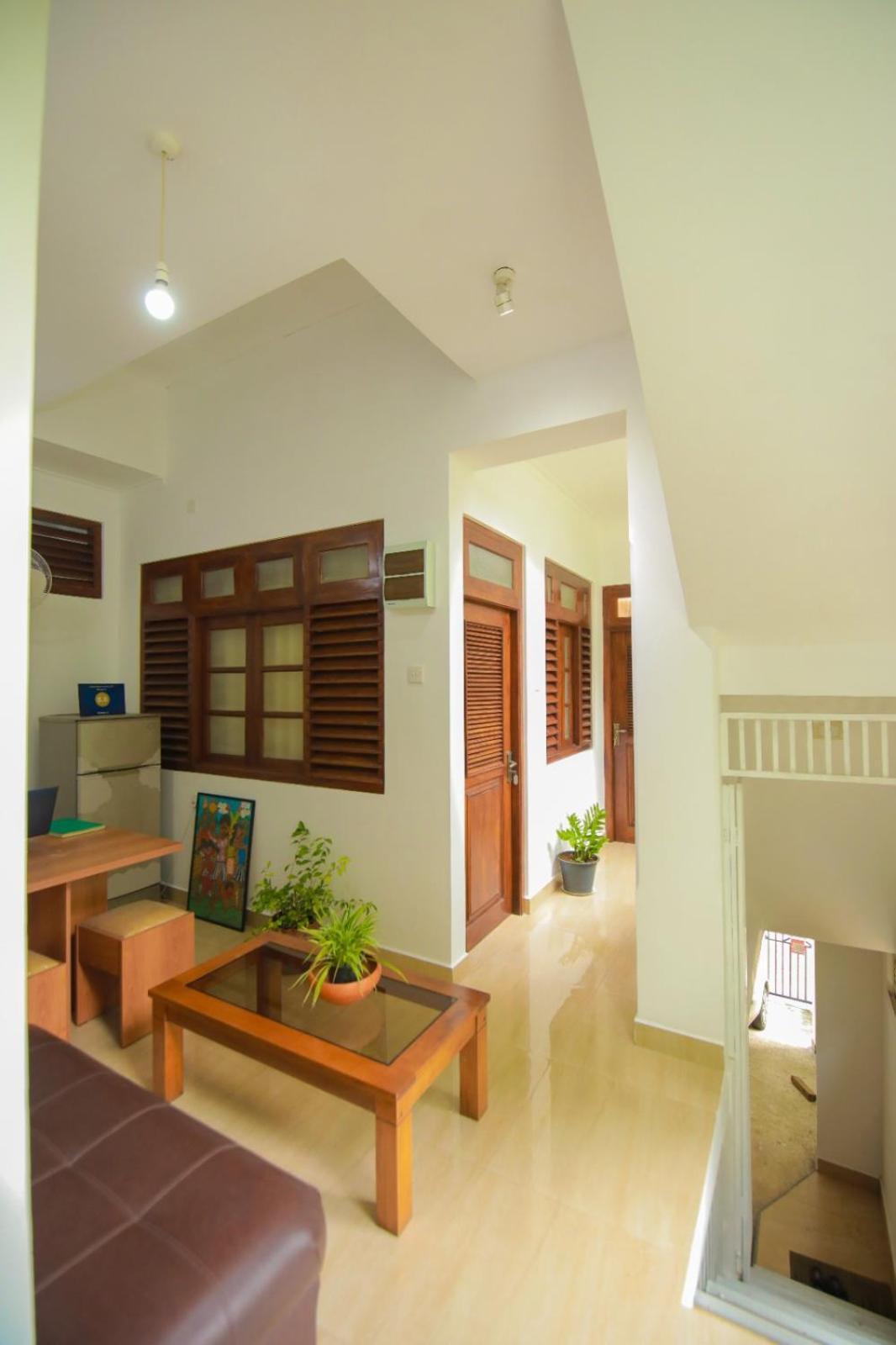 Renuka Inn Kandy Exterior photo
